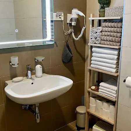 Appartement 533 In Vucko - Private Host