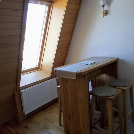 아파트 533 In Vucko - Private Host 4*