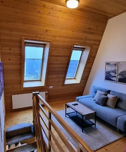 533 In Vucko - Private Host 4*