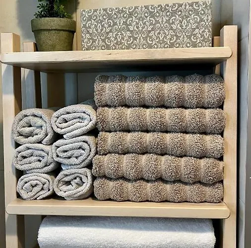 Apartment 533 In Vucko - Private Host